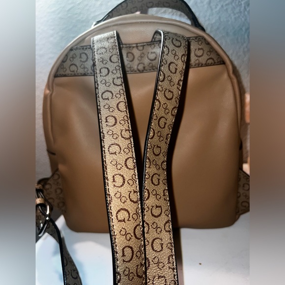 Guess Mini Backpack - Picture 2 of 6
